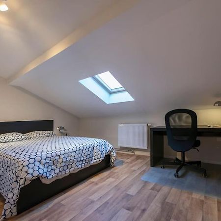 Appartement 4 Chambres A Льєж Екстер'єр фото